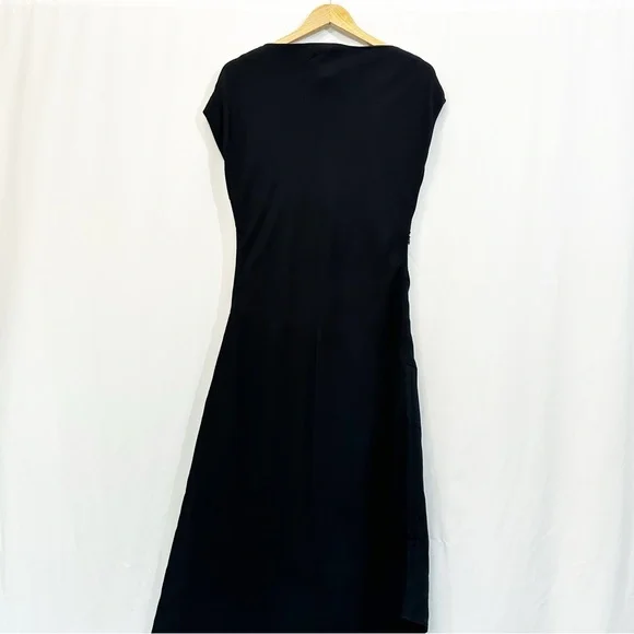 NWT YEON Hoshi Asymmetrical Hem Short Sleeve Boatneck Midi Dress in Black - Picture 8 of 14